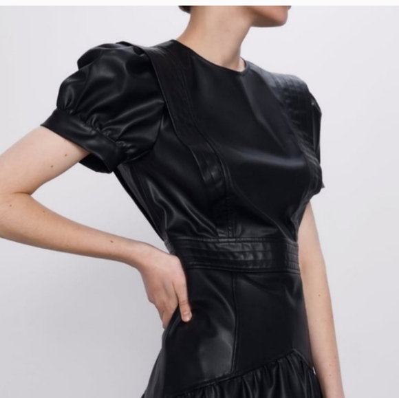 Zara black faux leather ruffled mini - Picture 3 of 9